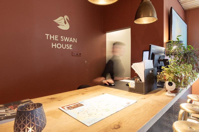 The Swan House Hotel By Ylma เรคยาวิก ภายนอก รูปภาพ